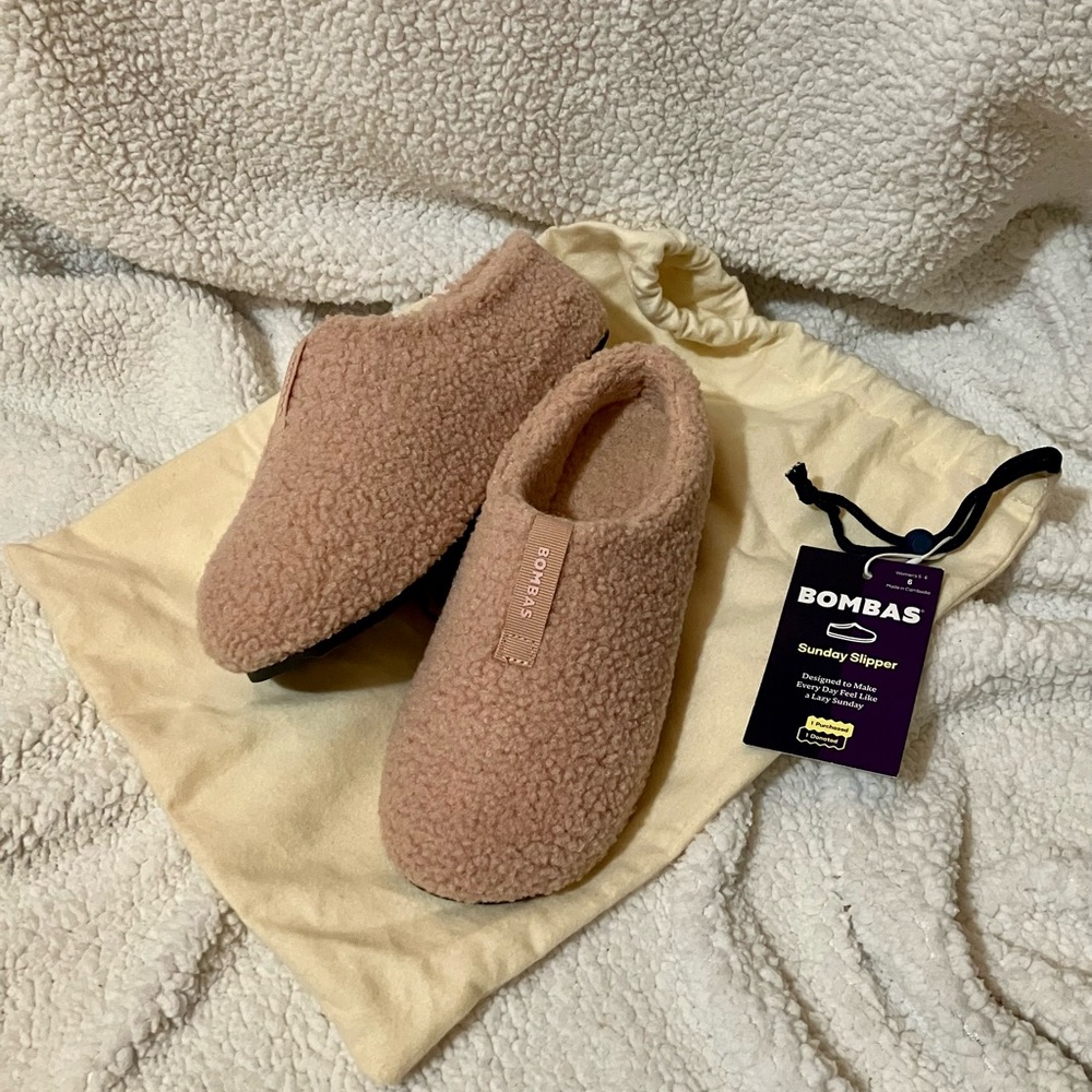 Bombas Women's Sunday Slipper, Apricot Beige (Pink) 💗🐰🎀